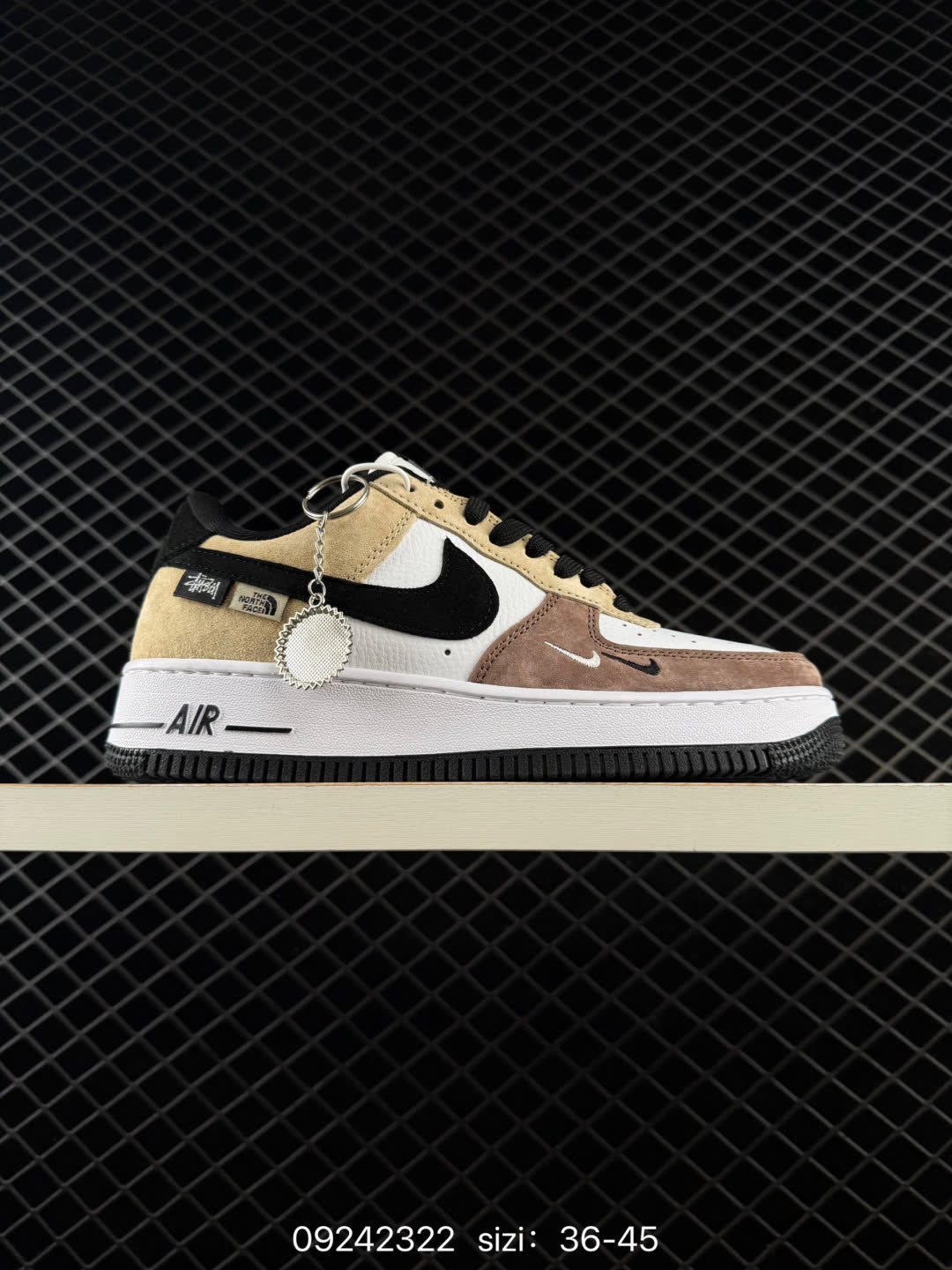NIKE AIR FORCE 1-DV0788-012